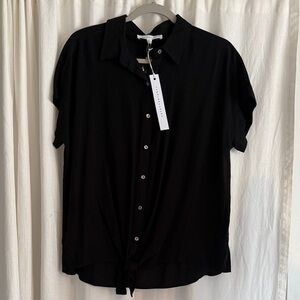 Jane and Delancey Black Short Sleeve Blouse